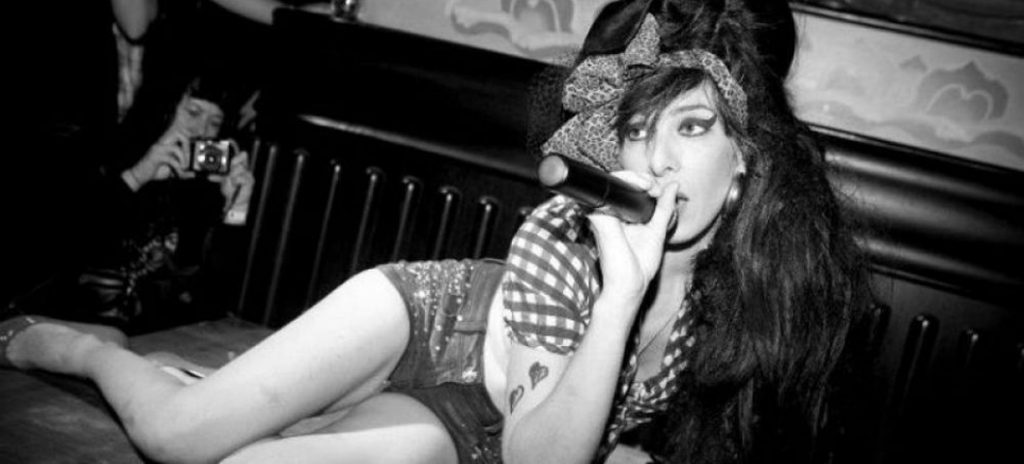 amy winehouse imitator merante