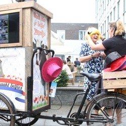 hollandse selfie bakfiets boeken