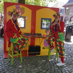 clown schminkstand huren