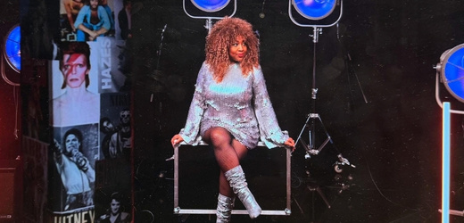 Diva-Turner-spotlight