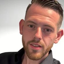 Rick-de-Jong-zingende-buschauffeur-boeken